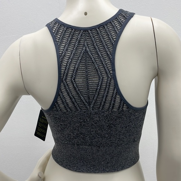 NWT• Seamless Cut Out Longline Bra - Picture 3 of 11